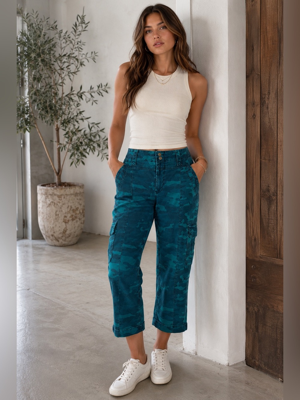Anthropologie Women’s Teal Camo Cargo Ankle Crop Pant Sz 29P Utility Military